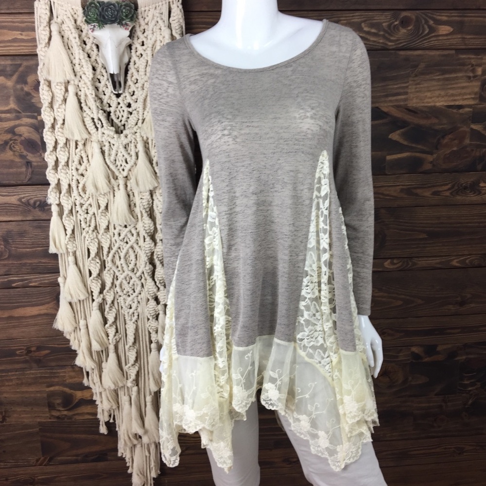 Entro | Angled Lace Mesh Tunic‎ Blouse